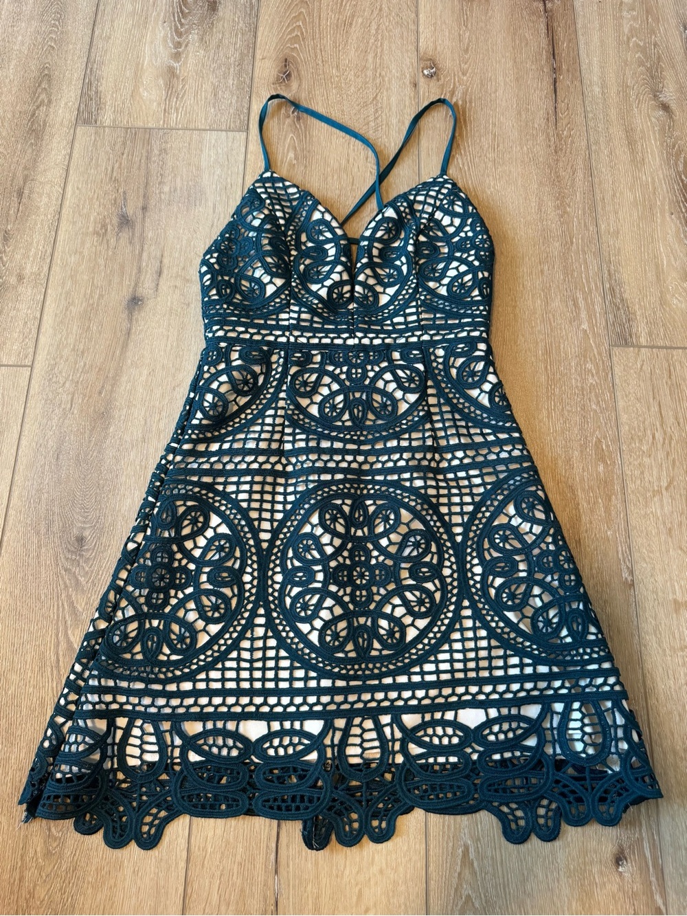 WOMENS MINUET EMERALD GREEN LACE DRESS SIZE SMALL